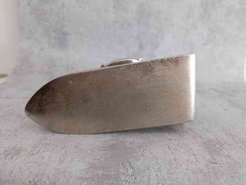 Starožitná niklovaná žehlička s nahřívacím tělískem - foto 11