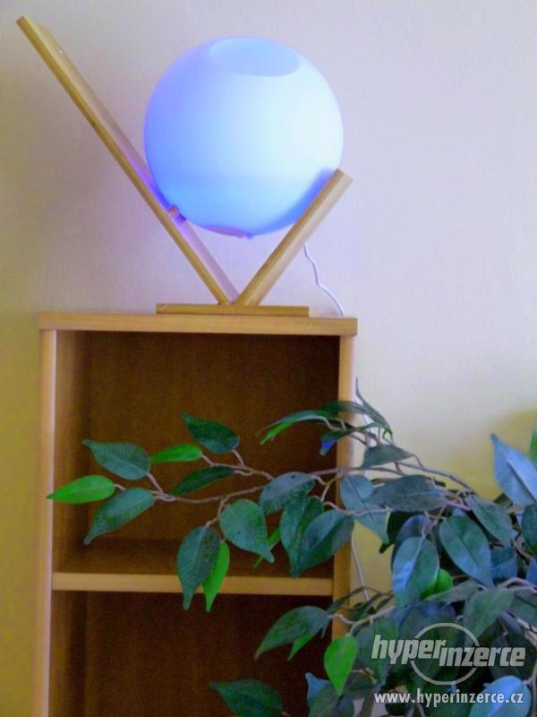 Svítící mlžná koule - pro lepší dýchání v místnosti s ÚT. - foto 1