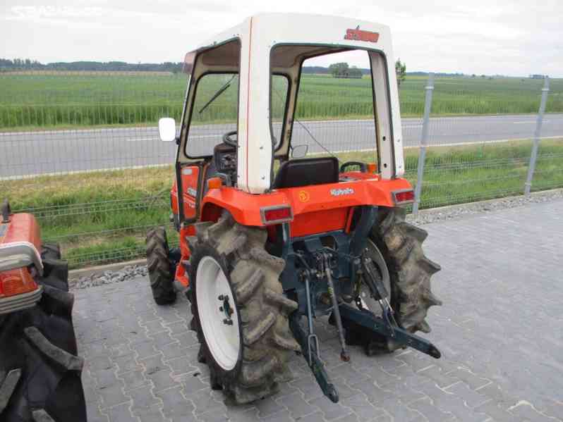 Malotraktor Kubota X24 Saturn s kabinou - foto 2