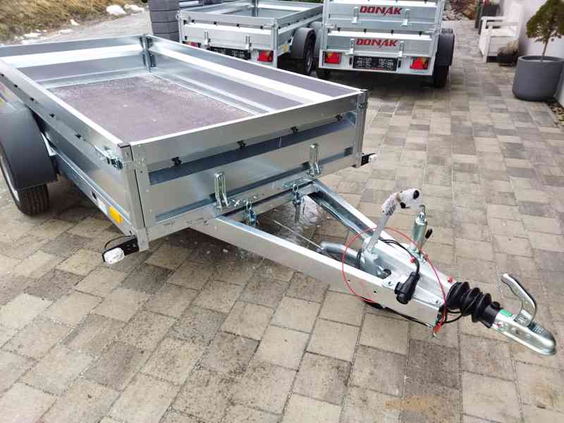 BRŽDĚNÝ 1.3t, SKLÁPĚCÍ PROFI přívěsný vozík 270x130, 130km - foto 4