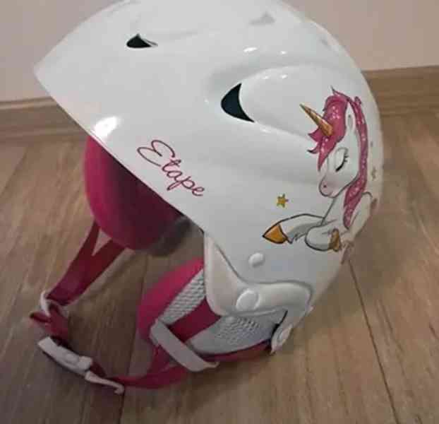 Lyžařská helma - pěkný stav - foto 5