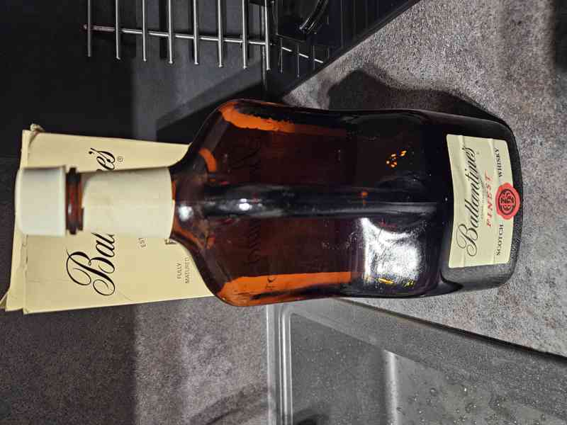 Ballantines Finest Scotch Whisky 3 litry 1970 - foto 2