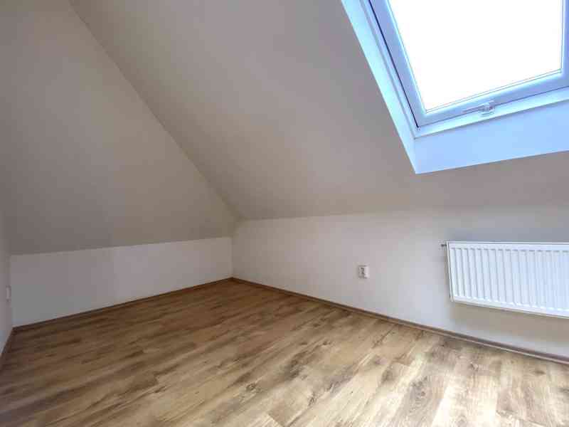 PRONÁJEM ZREKONSTRUOVANÉHO STŘEŠNÍHO BYTU 1+ KK, BRNO - foto 26