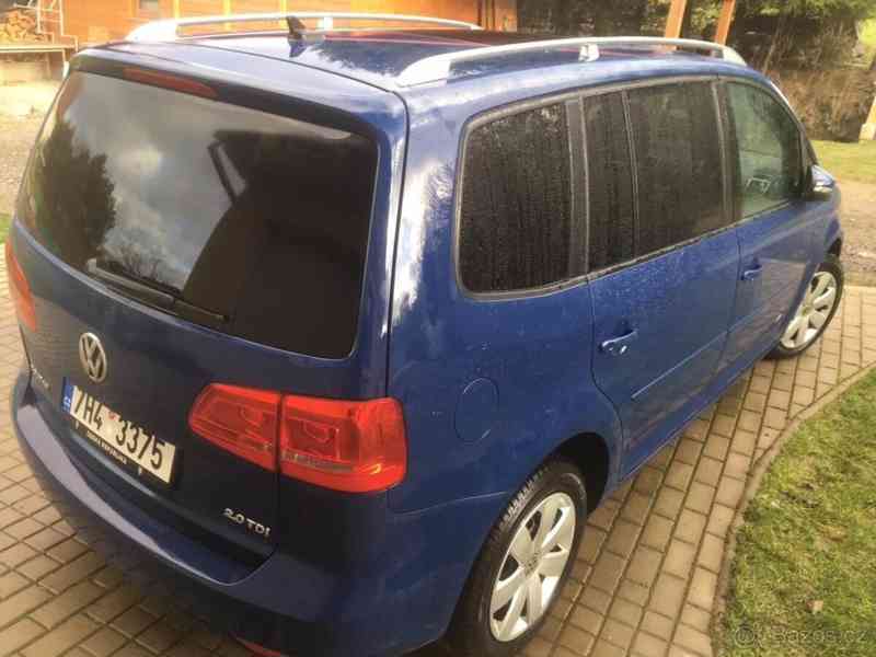 Volkswagen Touran 2,0   manuál, TDi 103 kW, 2 litr - foto 4