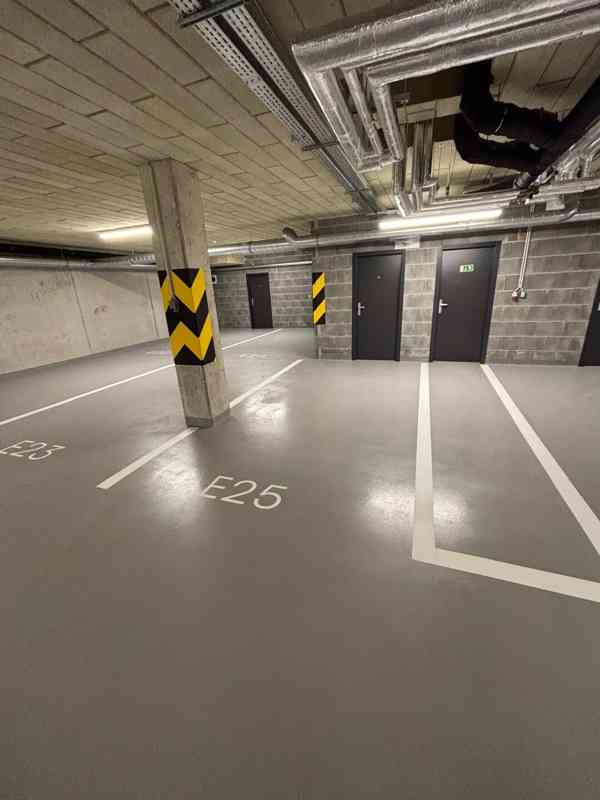 Pronájem bytu 3+kk 60m², sklep 6m², garážové stání - foto 23