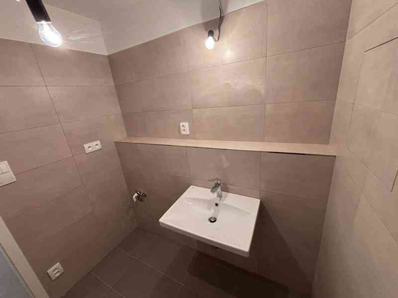 Pronájem bytu 3+kk 60m², sklep 6m², garážové stání - foto 27