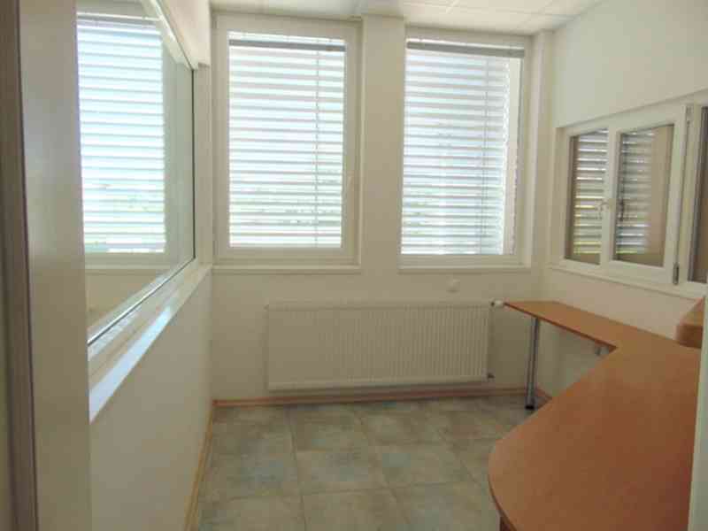 Pronájem bytu 2+kk ve Znojmě, Nový Šaldorf - foto 3