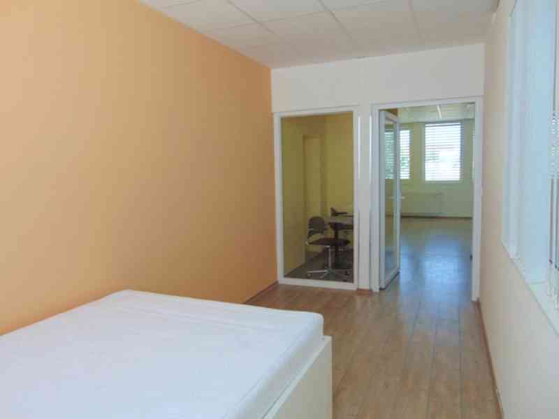 Pronájem bytu 2+kk ve Znojmě, Nový Šaldorf - foto 9