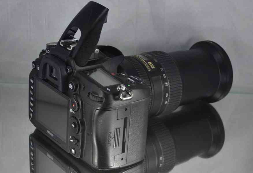 Nikon D7000 + AF-S 18–200mm  ED VR *TOP 28 000 Exp. - foto 7