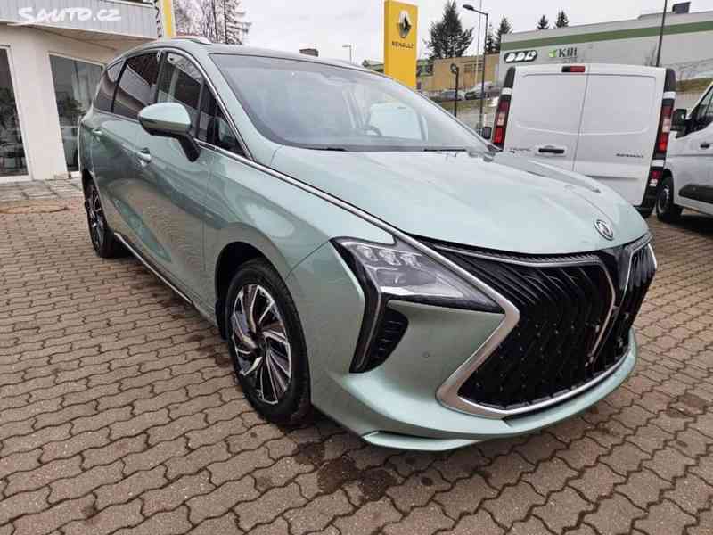 Dongfeng-Forthing U-Tour, Exclusive FR, MPV, 7 míst - foto 9
