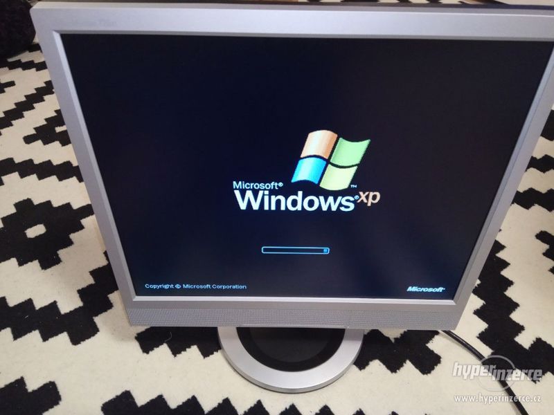 All-in-one počítač a monitor 17" Samsung 720XT