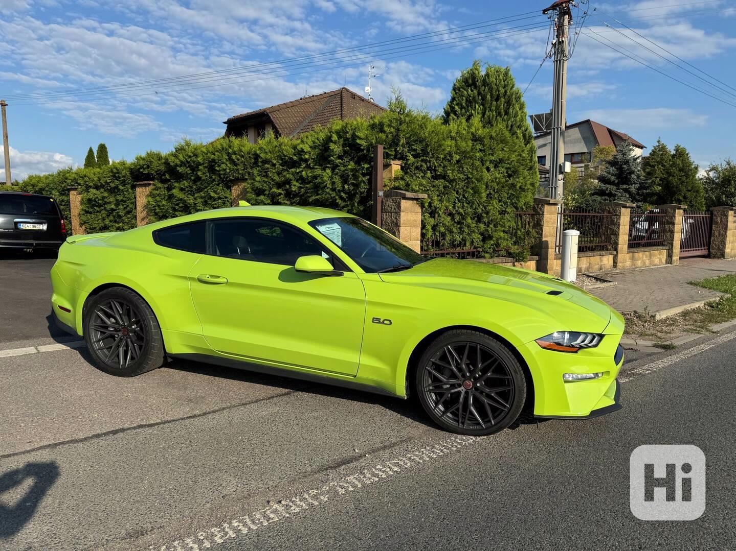 FORD MUSTANG GT ROUSH SUPERCHARGED 559KW 2020 AKCE - foto 1