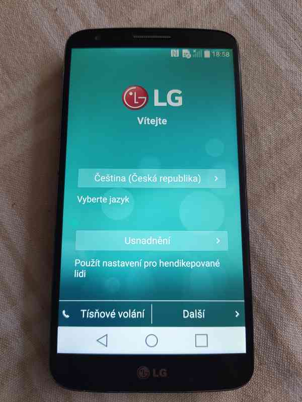 Dotykový telefon LG G2 (LG-D802) - foto 2