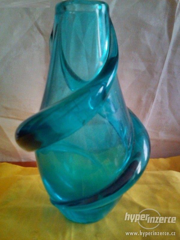 Váza hutní sklo - foto 1