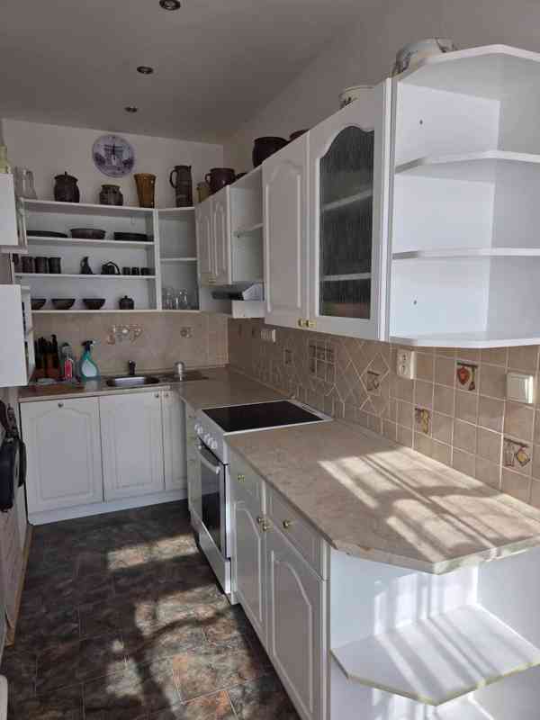 Pronájem bytu 1+1 40 m² - foto 2