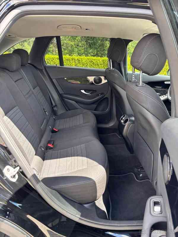 Mercedes-Benz CLC 2,0   200d 4MATIC | 120kw | 2022 - foto 15