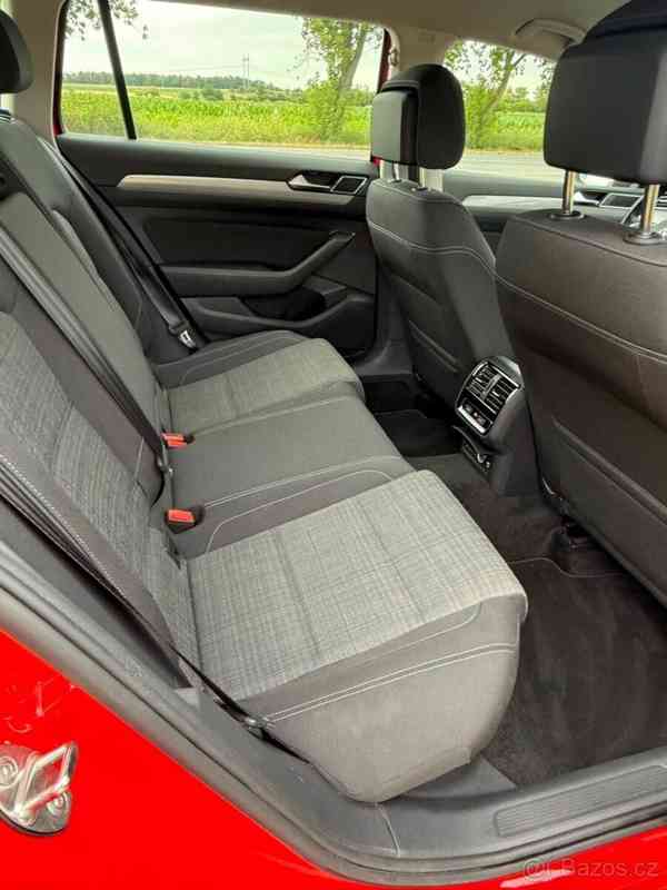 Volkswagen Passat 2,0 Variant DSG BUSINESS NAVI - foto 10