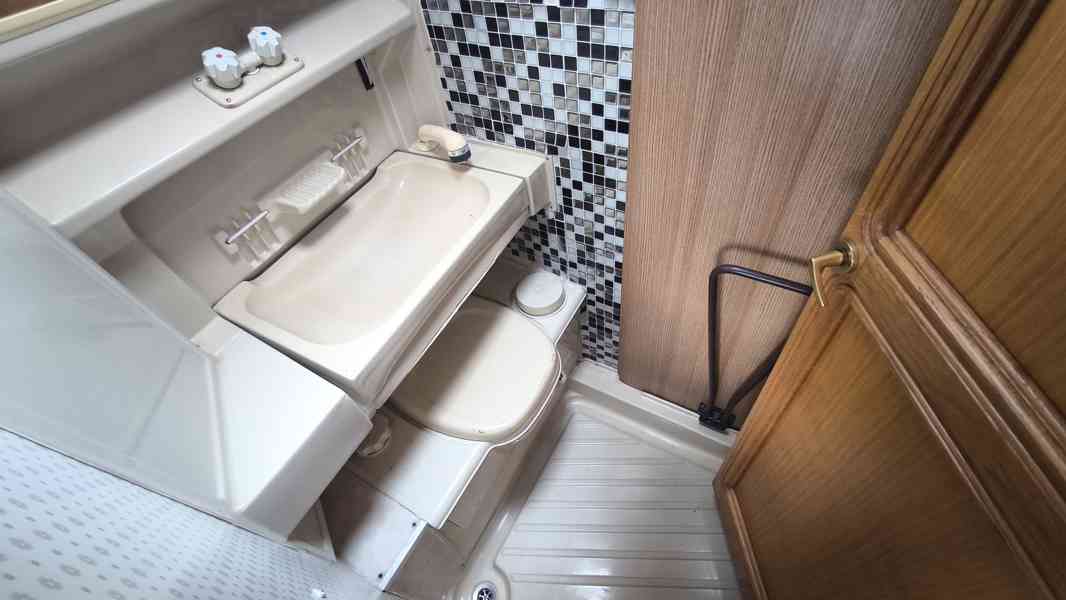 Anglán s předstanem na pevné stání, odvoz možný. - foto 10