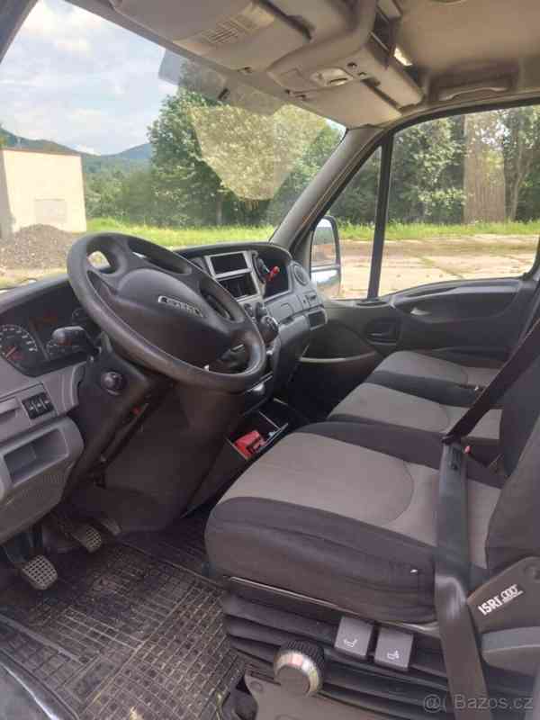 Iveco Daily 2,3 6 palet - foto 6