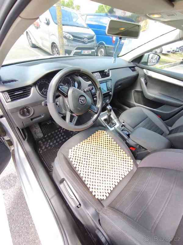 Škoda Octavia 1,6 2017 - foto 4