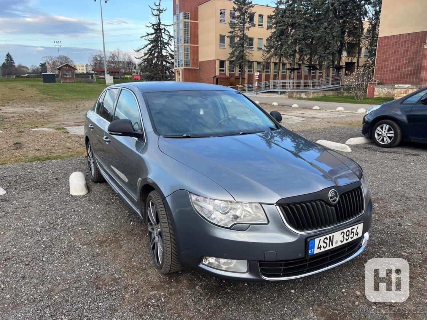 ŠKODA SUPERB 3.6 V6 - foto 1