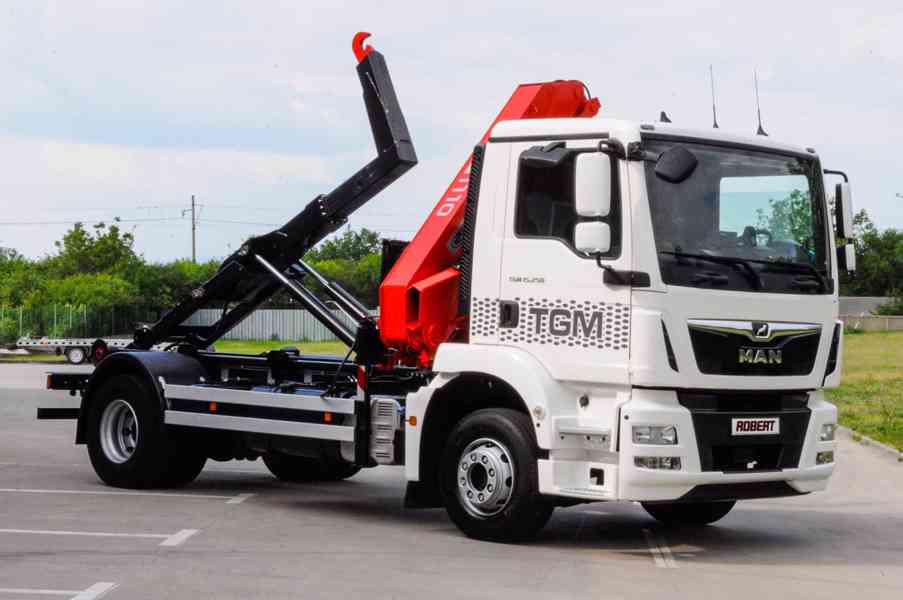 MAN TGM 15.250 - HÁKOVÝ NOSIČ KONTEJNERŮ + HYDRAULICKÁ RUKA - foto 111