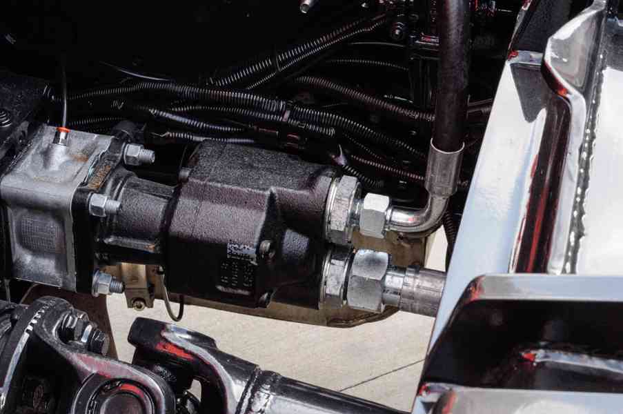 MAN TGM 15.250 - HÁKOVÝ NOSIČ KONTEJNERŮ + HYDRAULICKÁ RUKA - foto 122