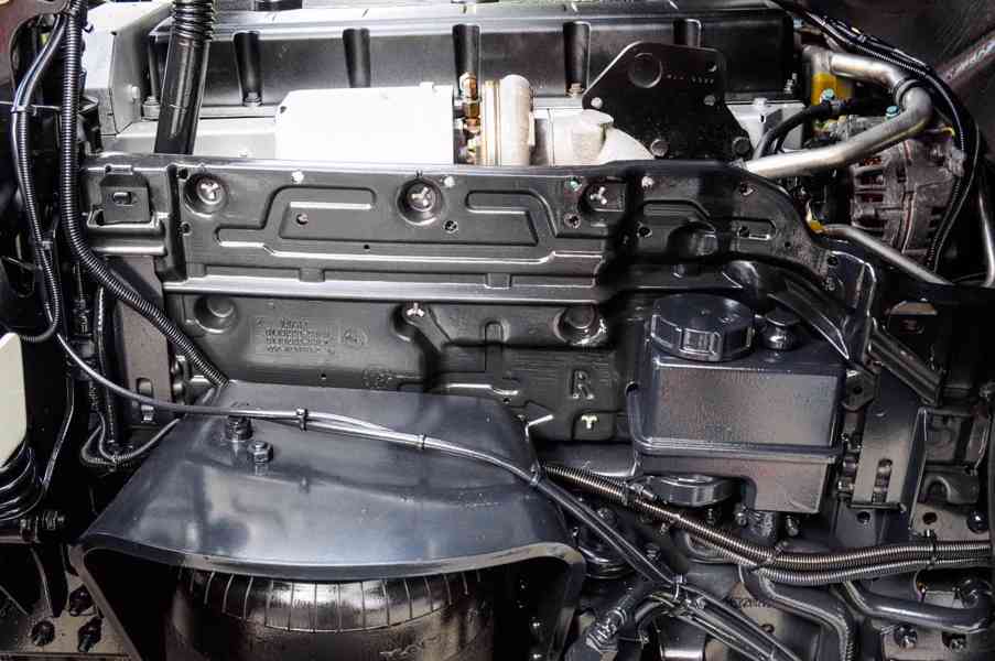 MAN TGM 15.250 - HÁKOVÝ NOSIČ KONTEJNERŮ + HYDRAULICKÁ RUKA - foto 83