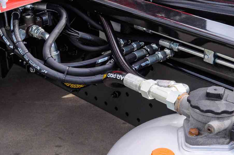 MAN TGM 15.250 - HÁKOVÝ NOSIČ KONTEJNERŮ + HYDRAULICKÁ RUKA - foto 39