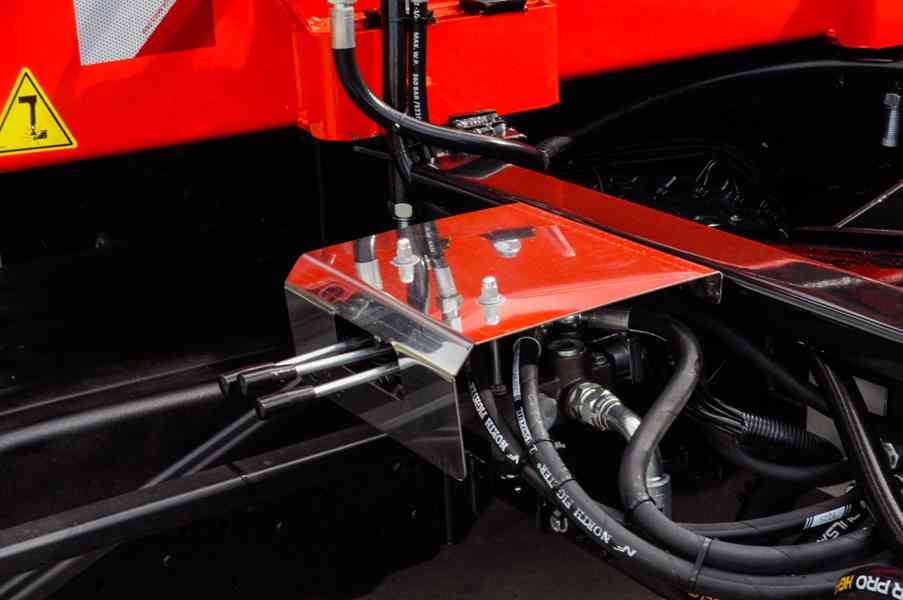 MAN TGM 15.250 - HÁKOVÝ NOSIČ KONTEJNERŮ + HYDRAULICKÁ RUKA - foto 38