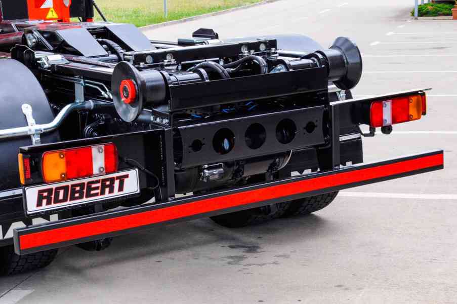 MAN TGM 15.250 - HÁKOVÝ NOSIČ KONTEJNERŮ + HYDRAULICKÁ RUKA - foto 24