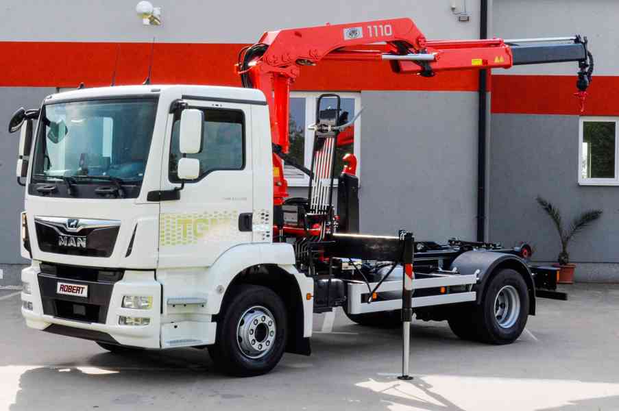 MAN TGM 15.250 - HÁKOVÝ NOSIČ KONTEJNERŮ + HYDRAULICKÁ RUKA - foto 126