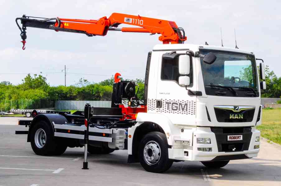 MAN TGM 15.250 - HÁKOVÝ NOSIČ KONTEJNERŮ + HYDRAULICKÁ RUKA - foto 127