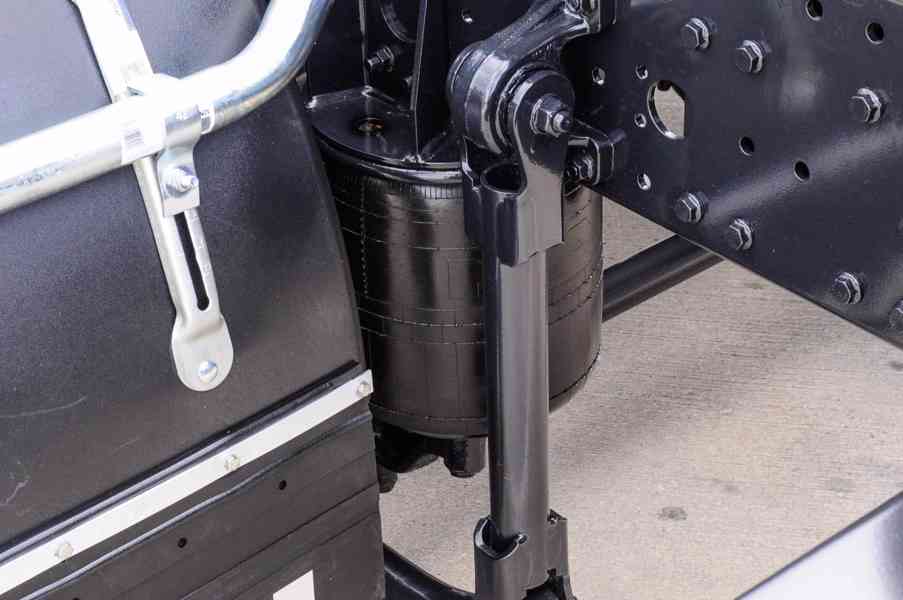 MAN TGM 15.250 - HÁKOVÝ NOSIČ KONTEJNERŮ + HYDRAULICKÁ RUKA - foto 30