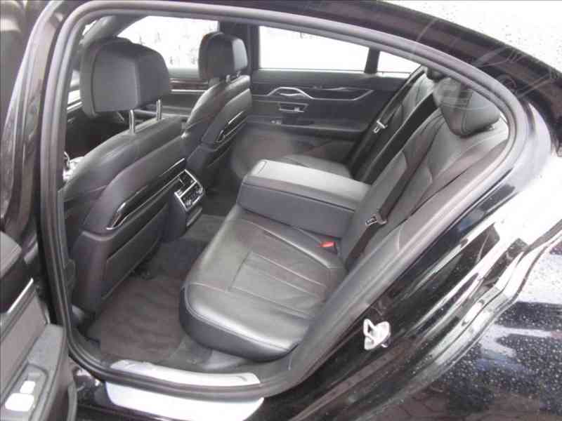 BMW 730 d xDrive AT 3,0 M-paket - foto 10