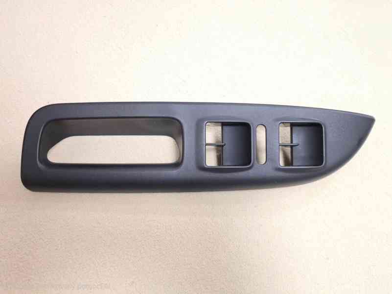 Nové ORIGINÁL madlo dveří OCTAVIA II 1Z1867171 - foto 2