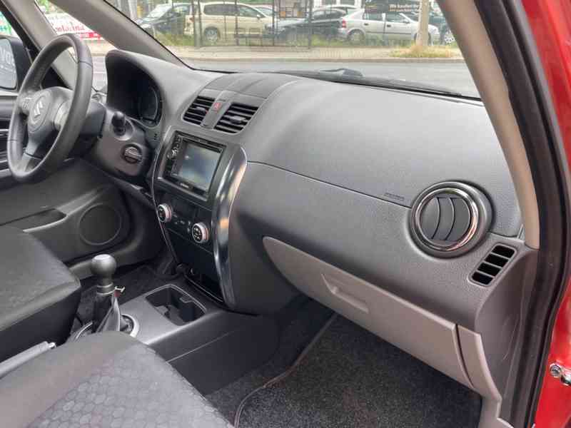 Suzuki SX4 1.6 VVT 4x4 benzín 88kw - foto 13