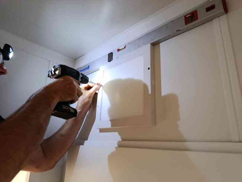 Německo:  Elektrikář , pomocník,  montáže, zahradnictví.... - foto 2
