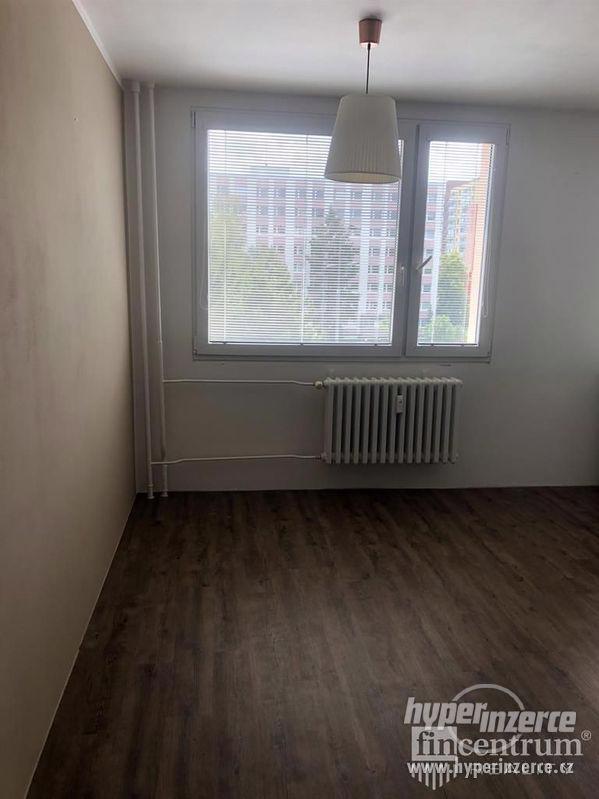 Pronájem bytu 3+kk 78 m2 Na růžovém poli, Kladno Kročehlavy - foto 12