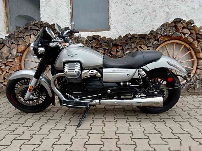 MOTO GUZZI CALIFORNIA 1400 CUSTOM - foto 17
