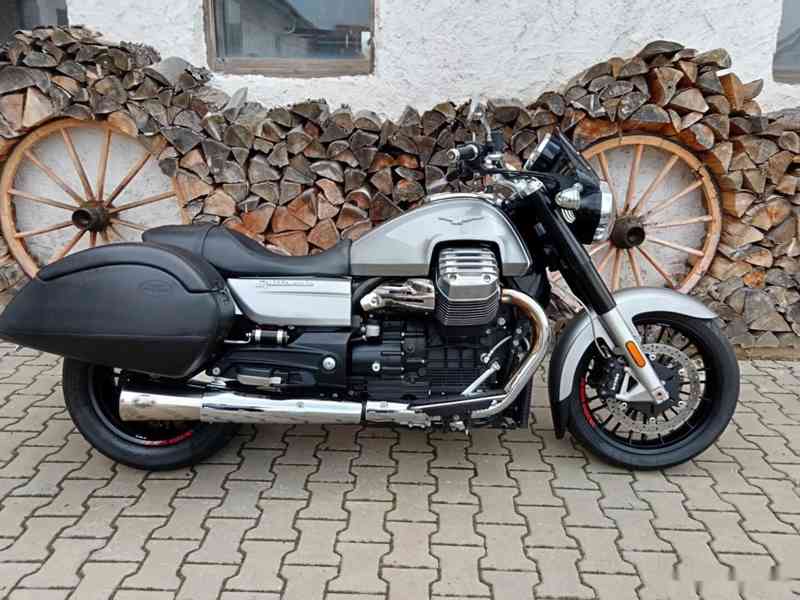 MOTO GUZZI CALIFORNIA 1400 CUSTOM - foto 2