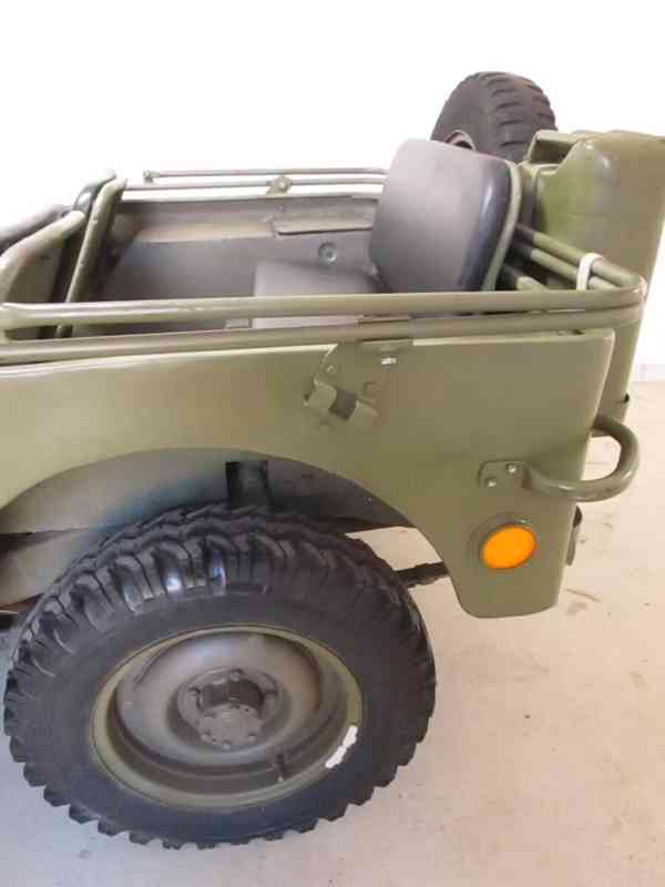 Jeep Willys 1,8d MB 1944 WK2 4x4 50kw - foto 6