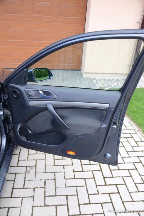 Prodám Škoda Octavia II Combi, 1.9 TDI 77 kw - foto 14