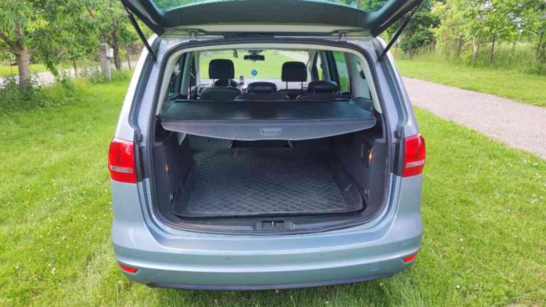 VW Sharan III 2.0TDI 103kw 4 Motion Highline 7mist CZ 2014 - foto 12