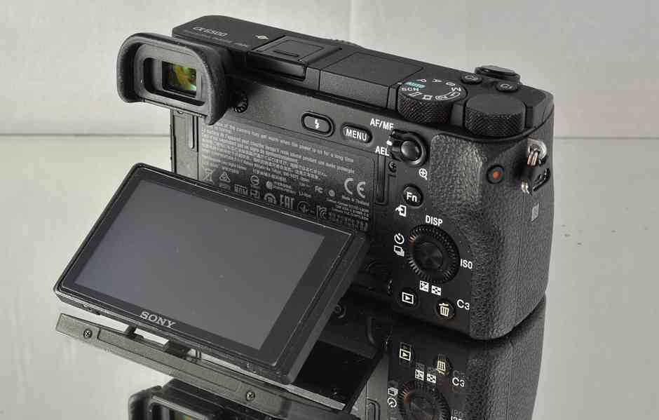 Sony Alpha A6500 **24Mpx CMOS*Wi-Fi/NFC*17200 Exp. - foto 6