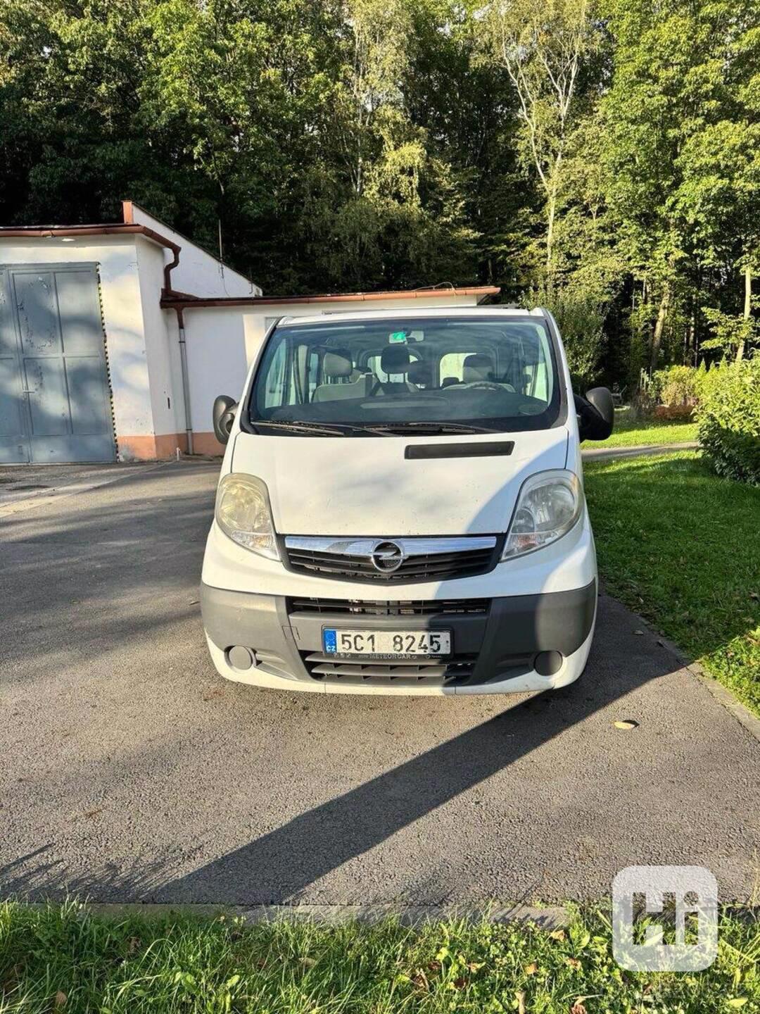 Opel Vivaro 2,0   CDTI 85 KW 9 míst - foto 1