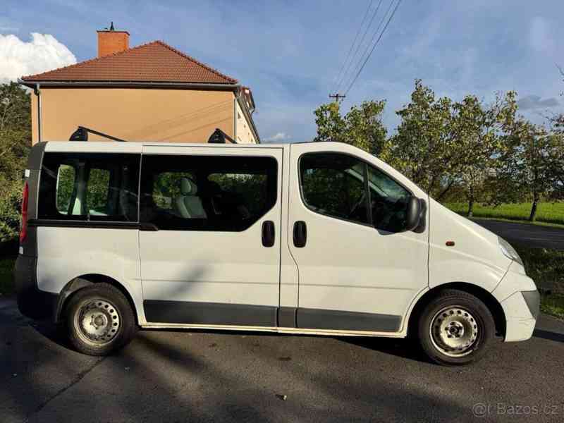 Opel Vivaro 2,0   CDTI 85 KW 9 míst - foto 4