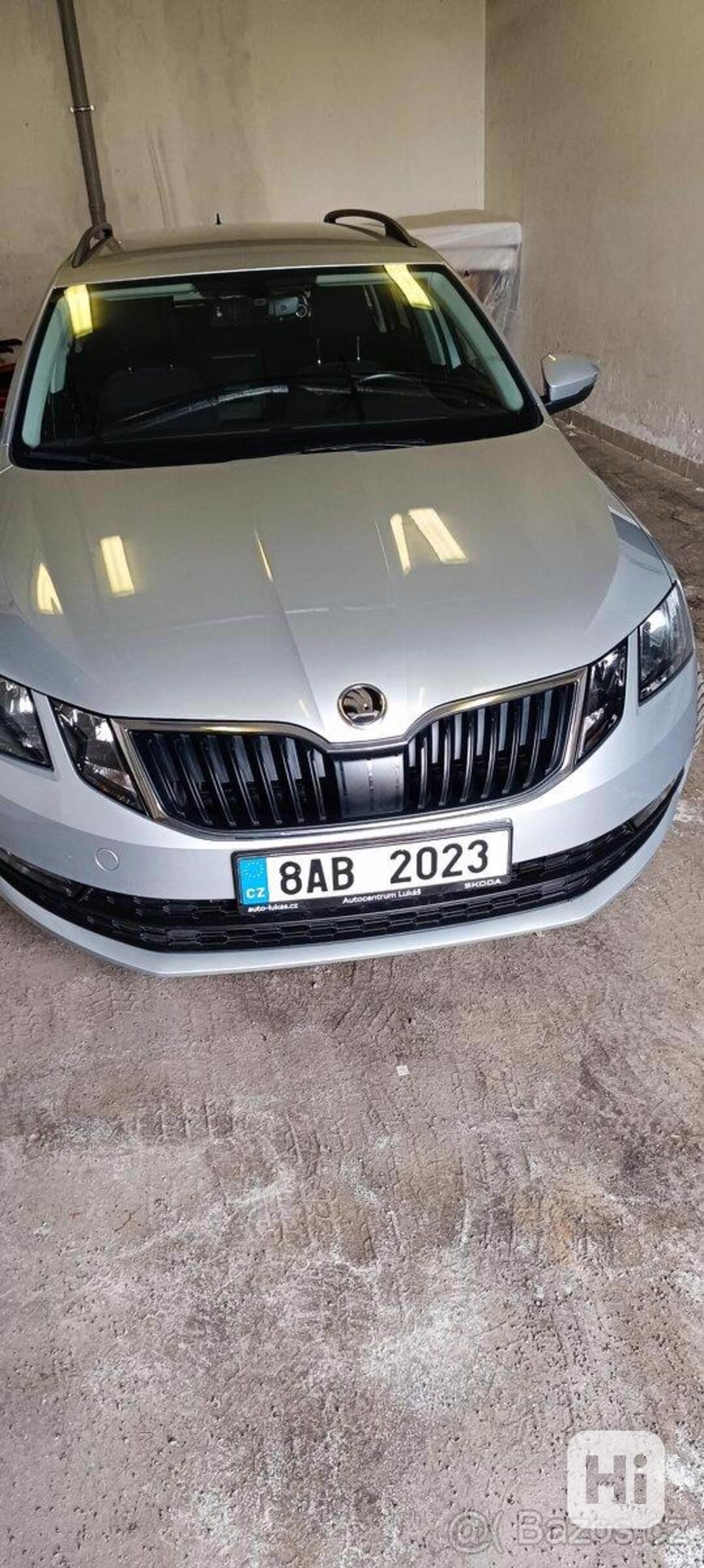 Škoda Octavia 1,5   Tsi ambition - foto 1