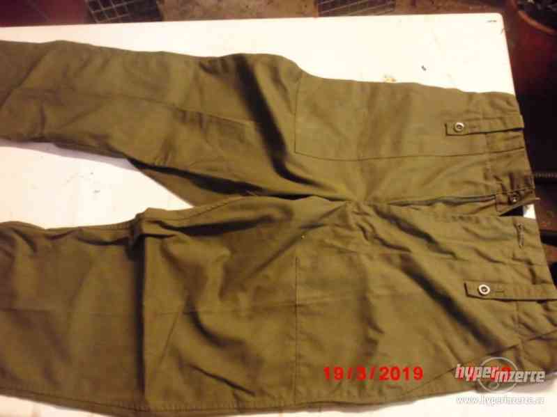 vojenské kalhoty - foto 3