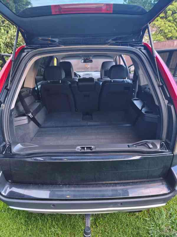 Volvo XC90 2,4   D5 120 kW, AWD, 7-míst - foto 8